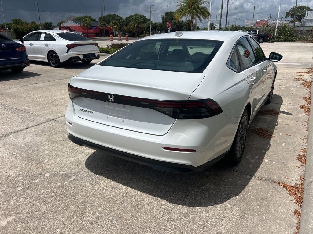 Used 2024 Honda Accord EX image 7