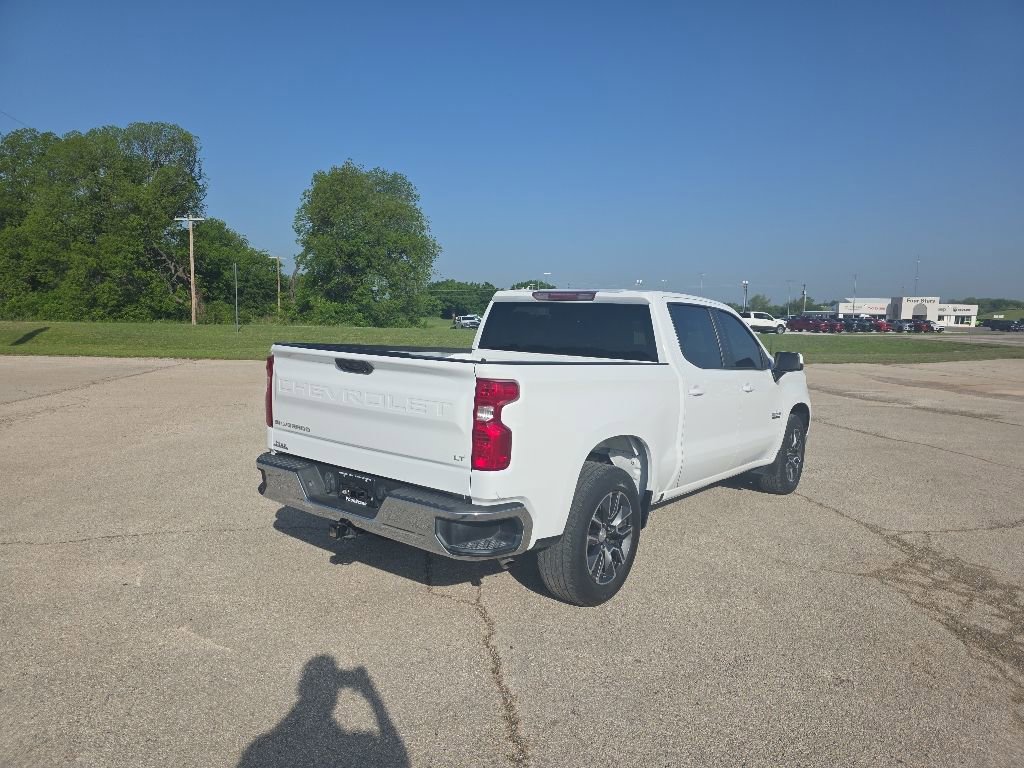 Used 2022 Chevrolet Silverado 1500 LT RWD image 3