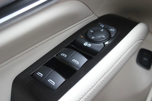 Used 2020 Cadillac CT4 Luxury w/ Sun And Sound Package AWD/4WD image 18