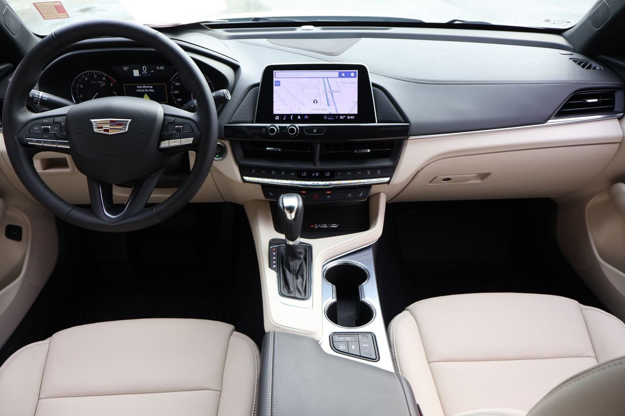 Used 2026 Cadillac CT4 Premium Luxury RWD image 14