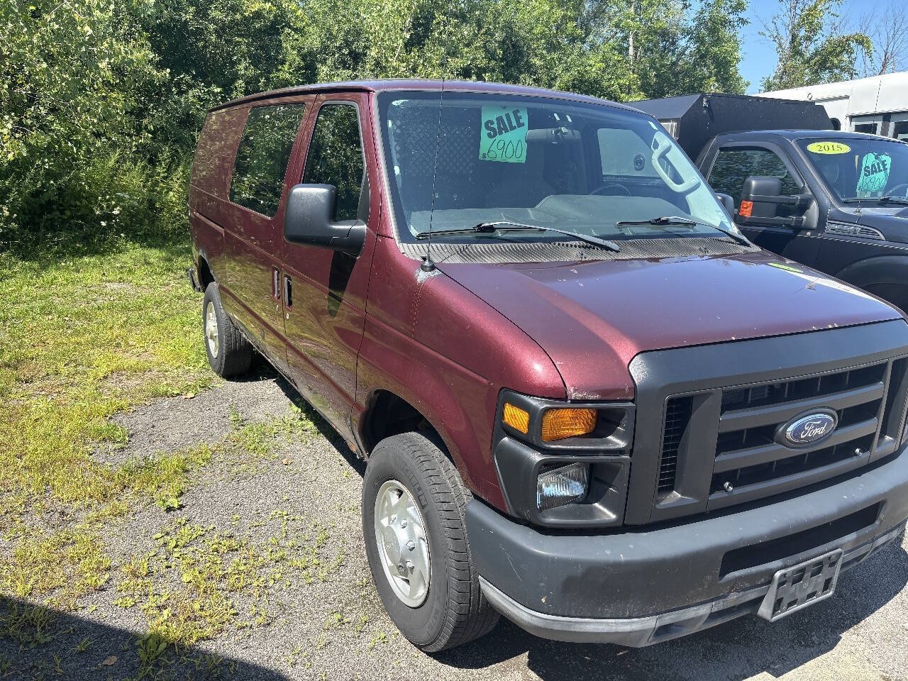 Used 2011 Ford E-350 and Econoline 350 Super Duty w/ Commercial Cargo Van Pkg RWD image 2