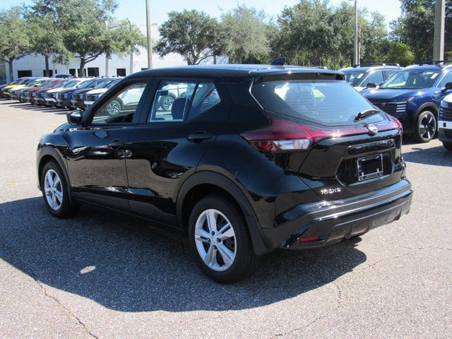 New 2025 Nissan Kicks Play S w/ Interior Electronics Package image 5