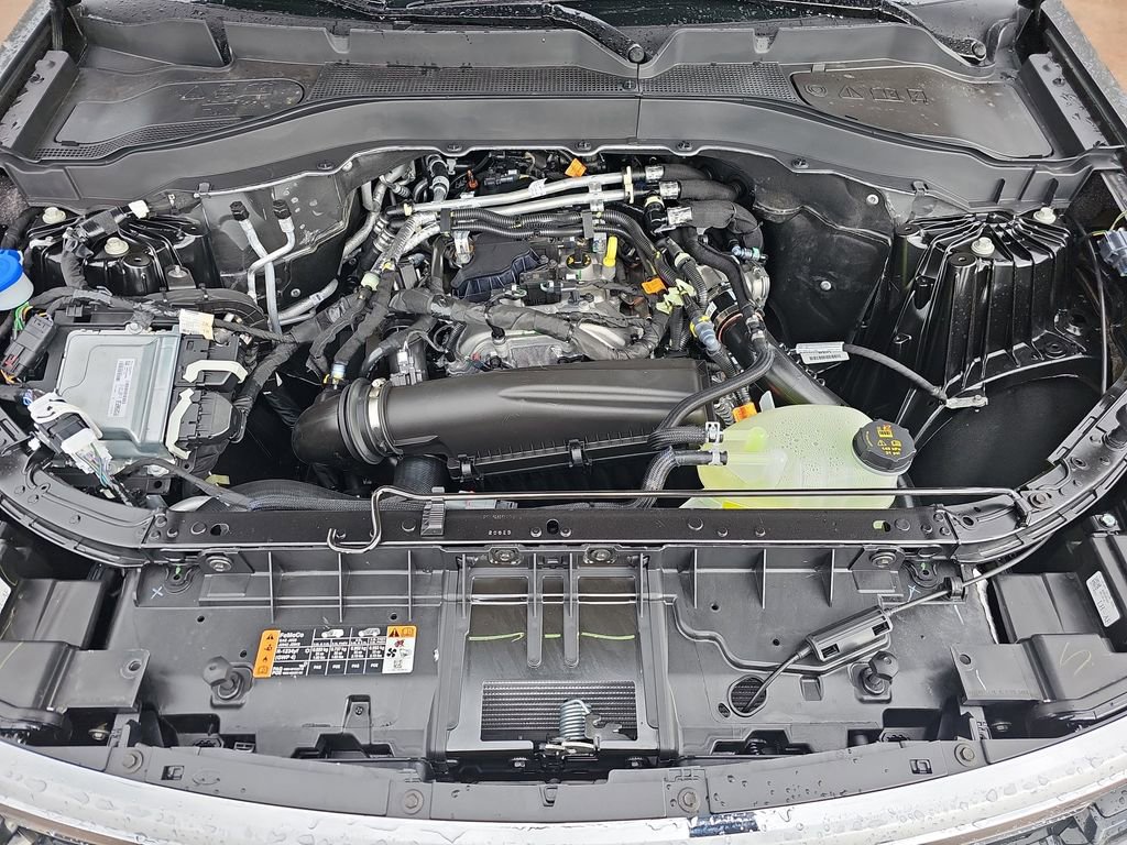 New 2025 Ford Explorer Active image 34