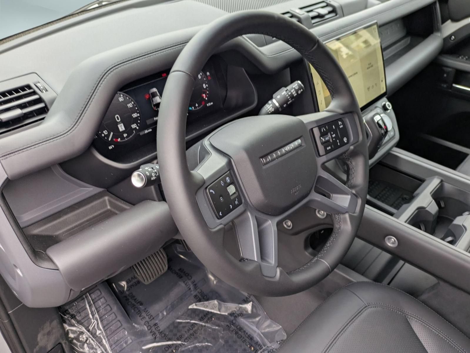 New 2026 Land Rover Defender 110 X-Dynamic SE AWD/4WD image 16