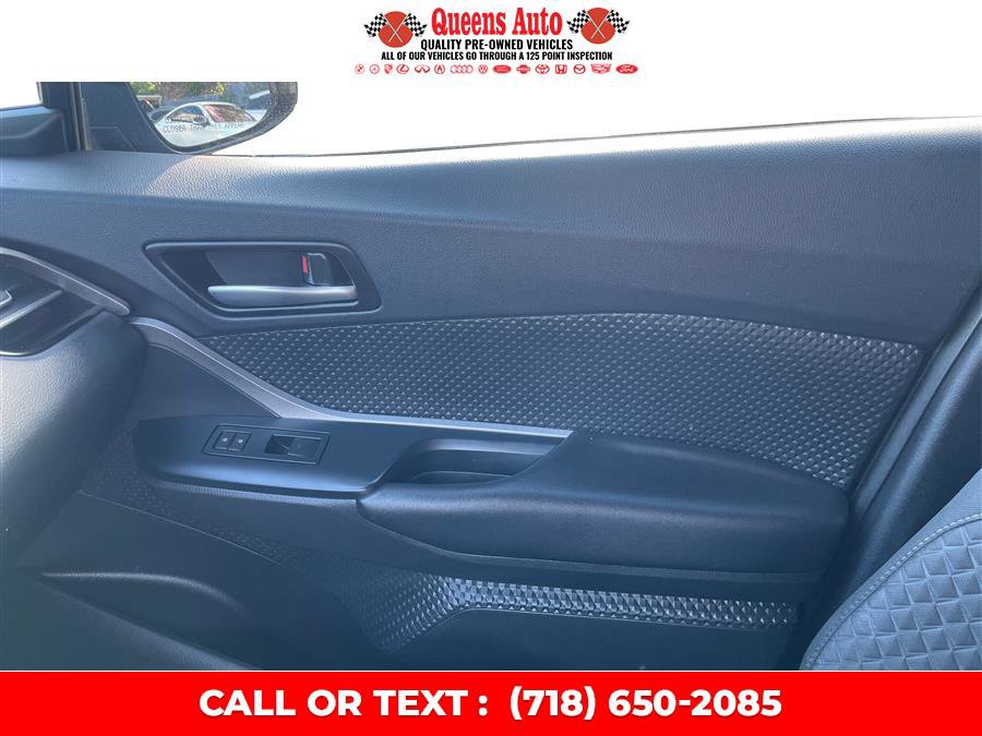 Used 2021 Toyota C-HR LE FWD image 24