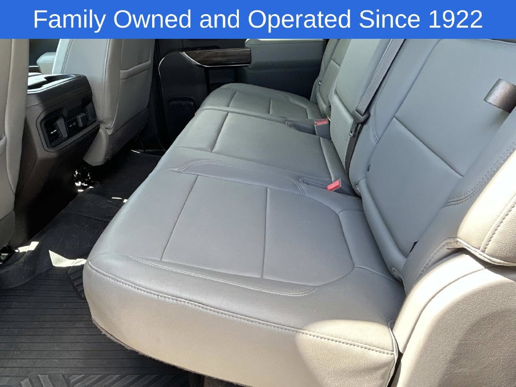 Used 2020 Chevrolet Silverado 1500 RST AWD/4WD image 9