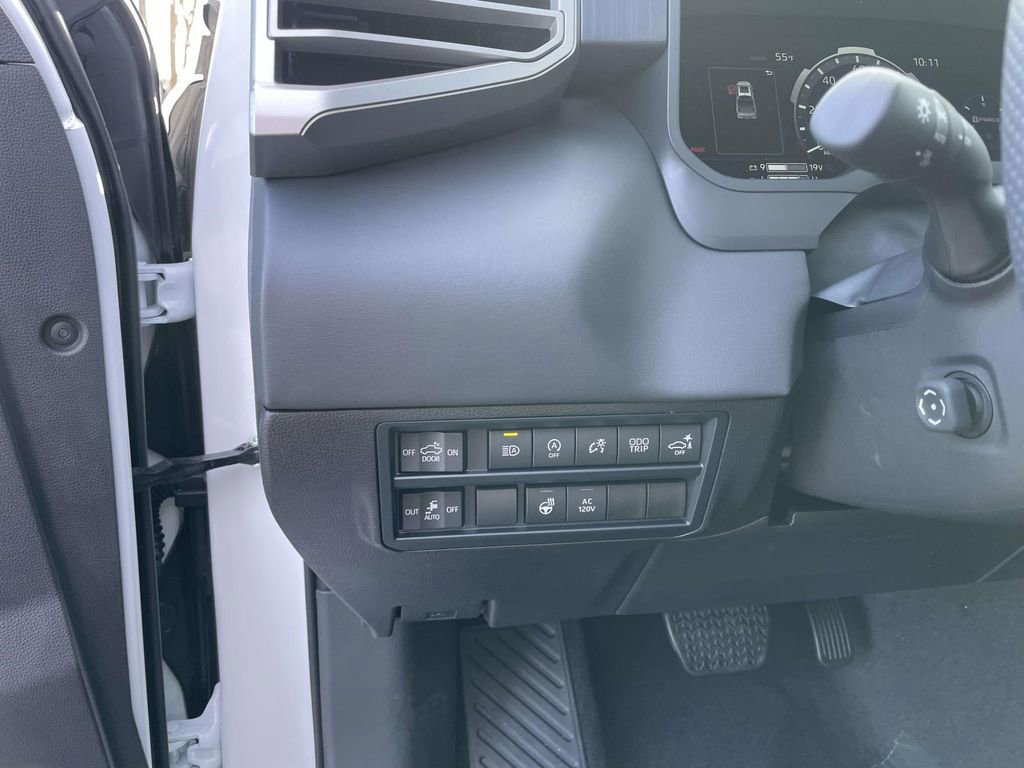 New 2026 Toyota Tundra Platinum image 32