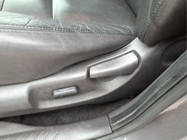 Used 2010 Ford Escape Limited image 13