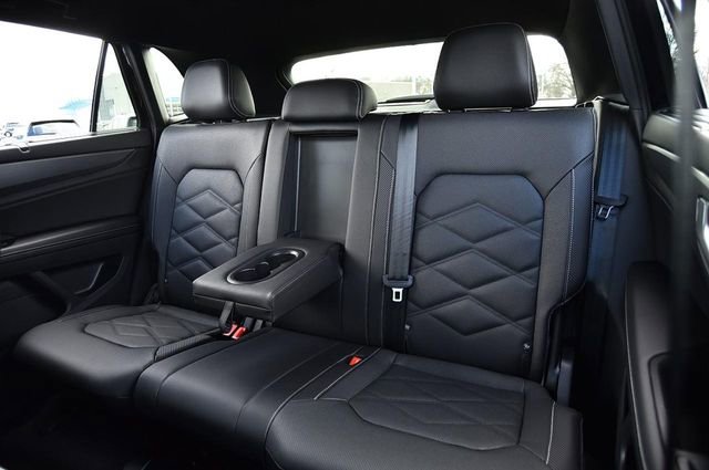 New 2026 Volkswagen Atlas Cross Sport SE image 22