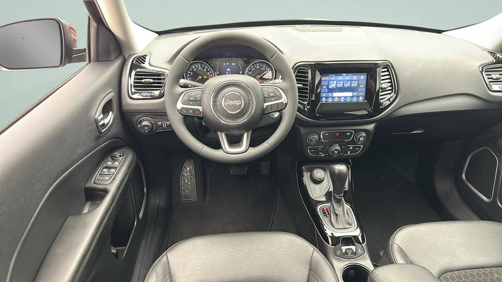 Used 2021 Jeep Compass Latitude AWD/4WD image 10