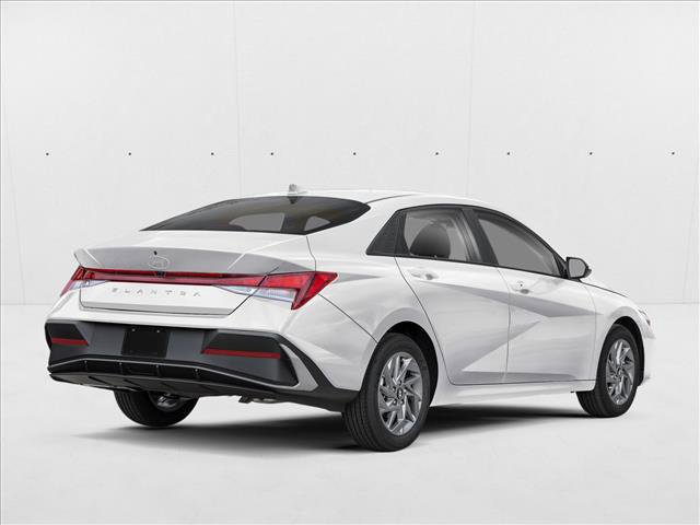 New 2026 Hyundai Elantra SEL Sport Premium image 2