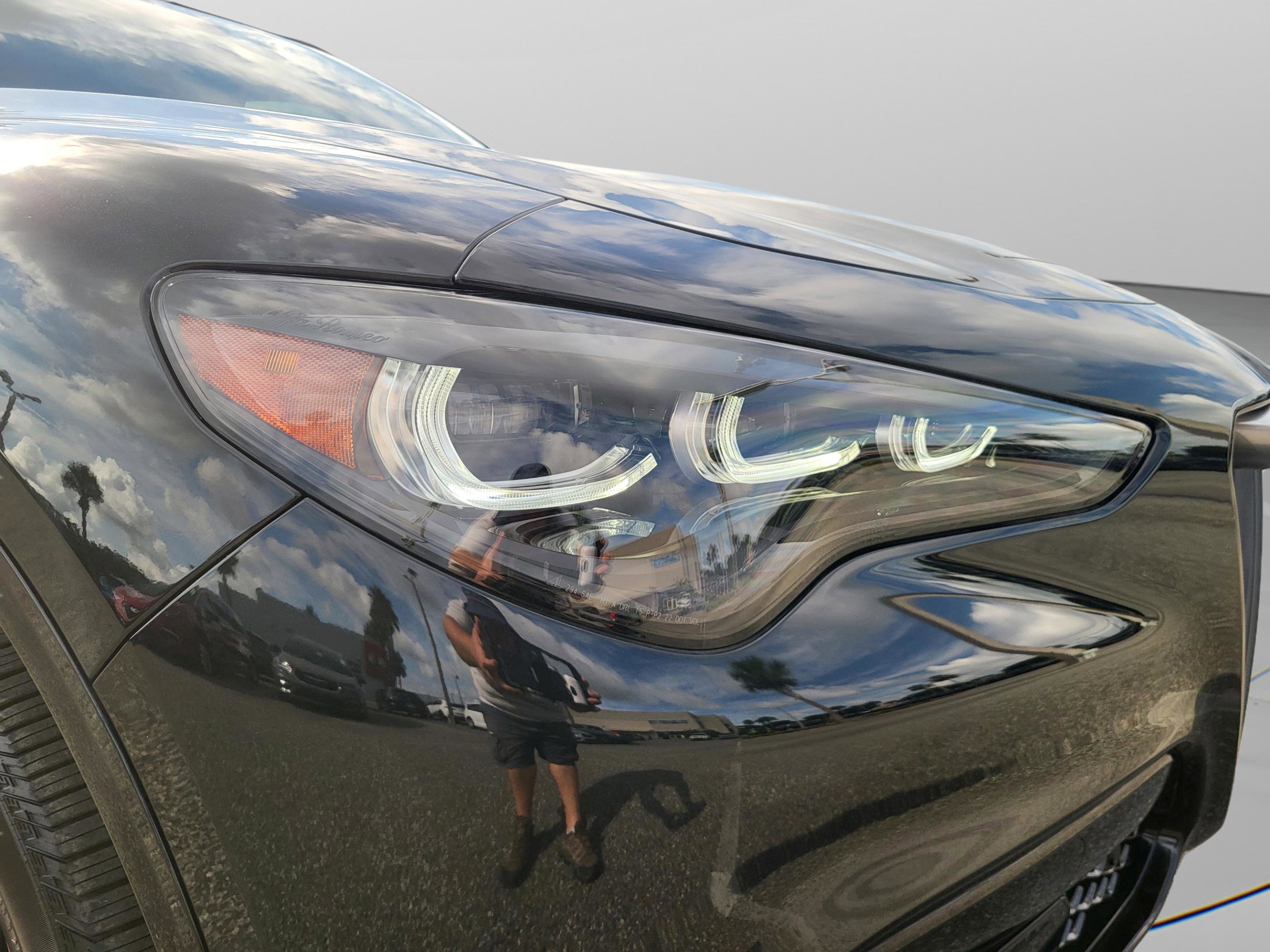 New 2025 Alfa Romeo Stelvio Sprint image 14