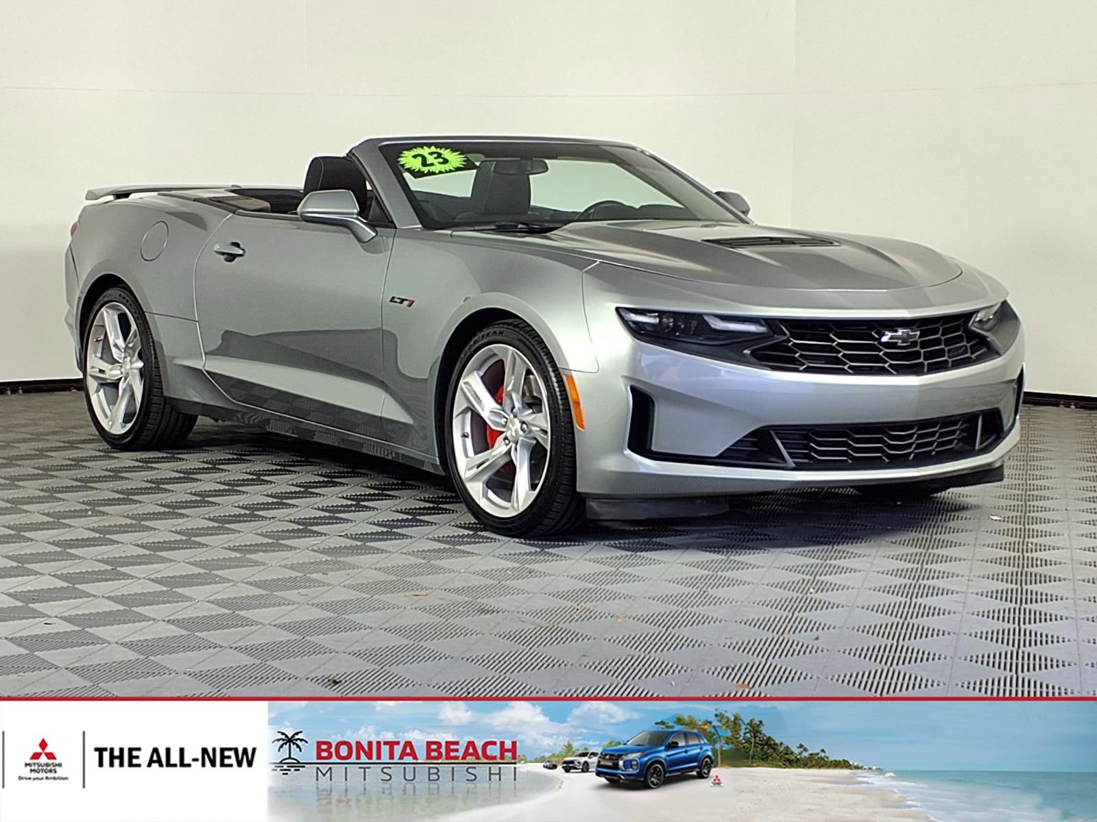 Used 2023 Chevrolet Camaro LT image 1