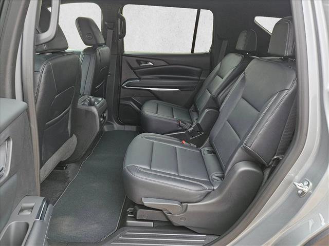 New 2026 Chevrolet Traverse LT image 17