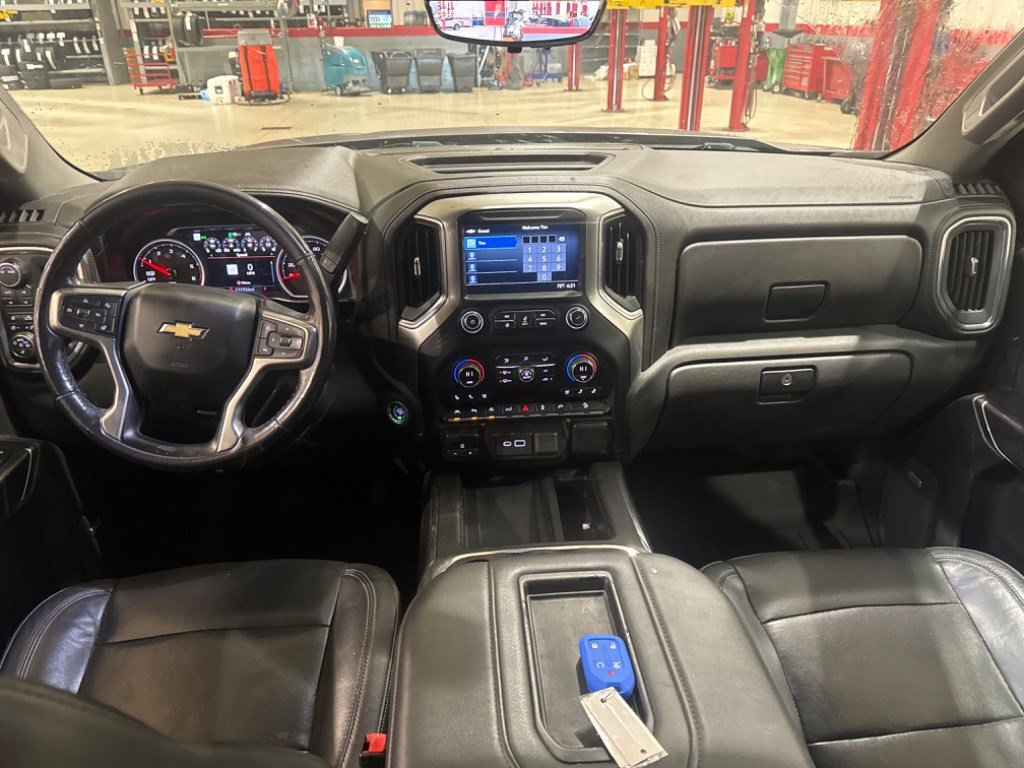 Used 2020 Chevrolet Silverado 1500 LTZ w/ LTZ Premium Package AWD/4WD image 10