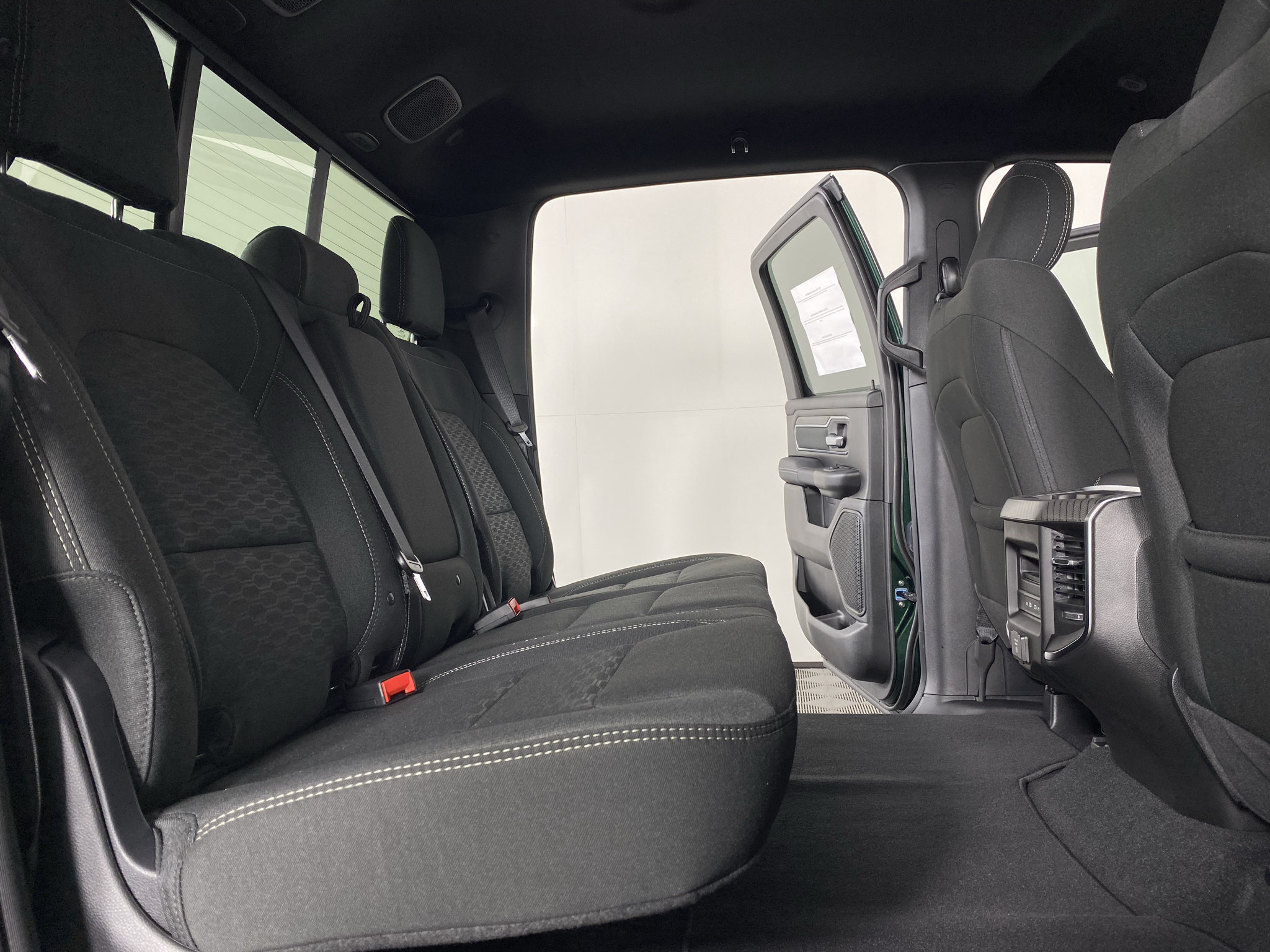 New 2027 RAM 1500 Big Horn AWD/4WD image 17