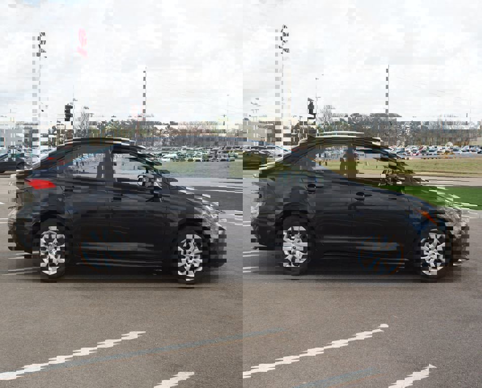 Used 2023 Toyota Corolla LE image 19