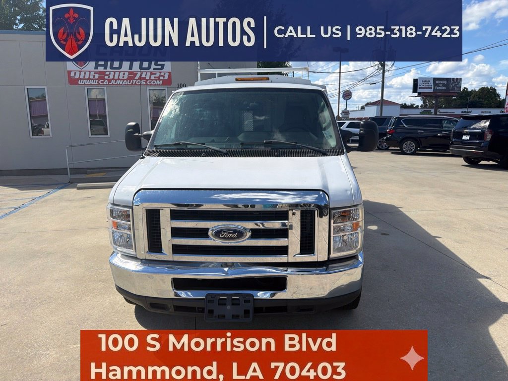 Used 2018 Ford E-350 and Econoline 350 Super Duty RWD image 4
