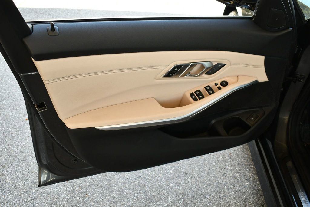 Used 2020 BMW 330i Sedan w/ Premium Package image 37