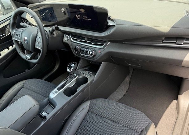 New 2025 Buick Envista Preferred w/ Convenience I Package image 17