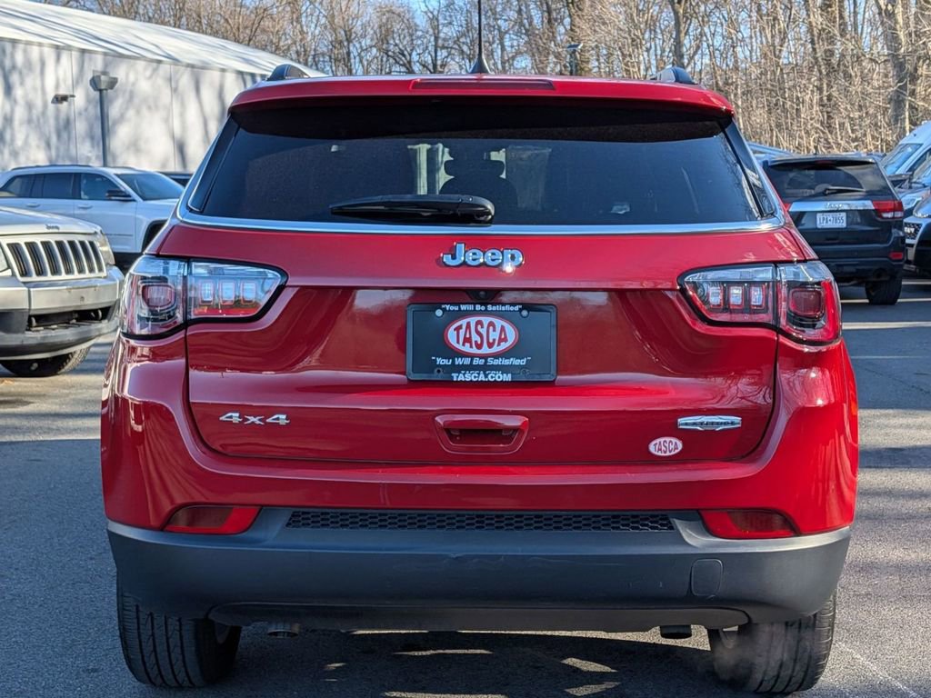 Used 2023 Jeep Compass Latitude image 4