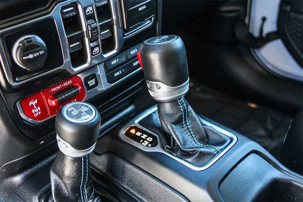 Used 2022 Jeep Wrangler Unlimited Rubicon 4xe w/ Cold Weather Group image 19