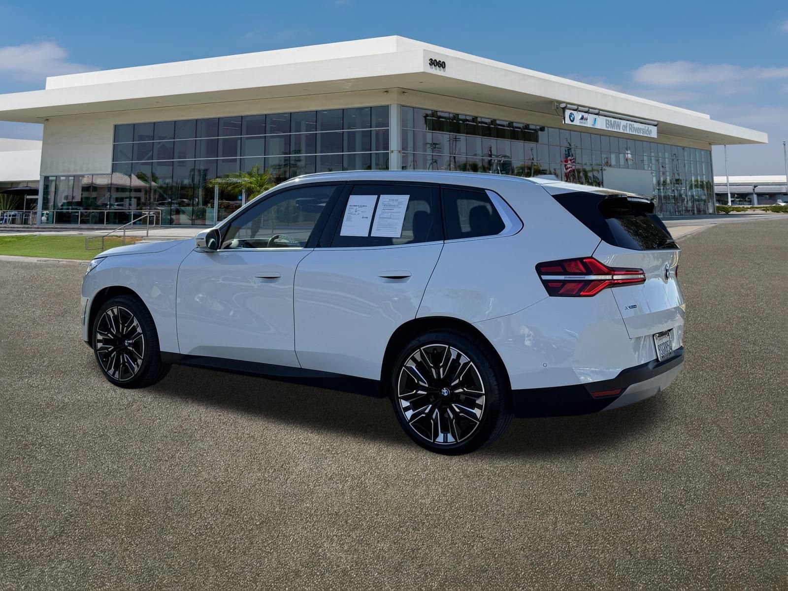 Used 2025 BMW X3 xDrive30i w/ Premium Package image 7