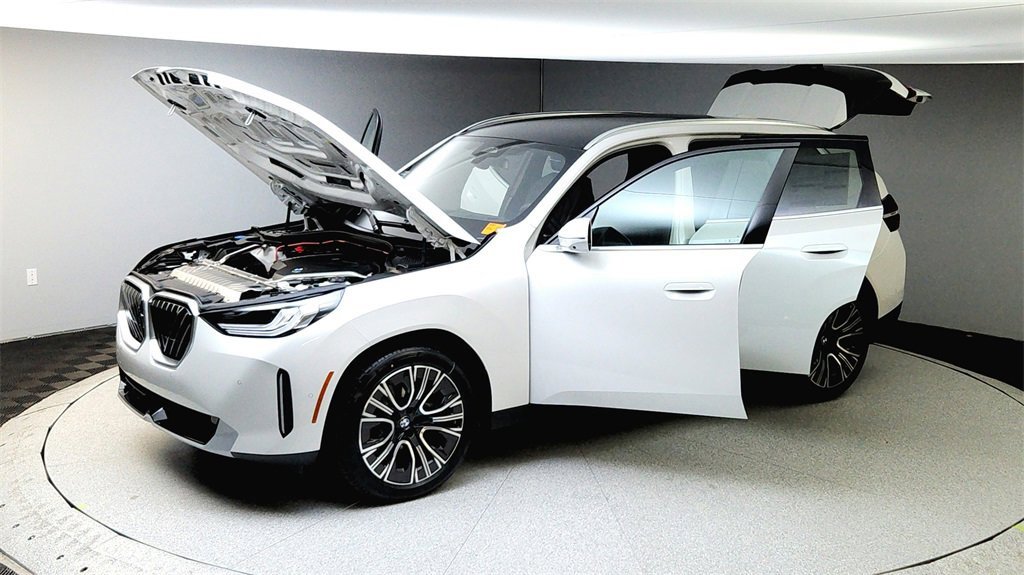 Used 2025 BMW X3 xDrive30i w/ Premium Package image 10