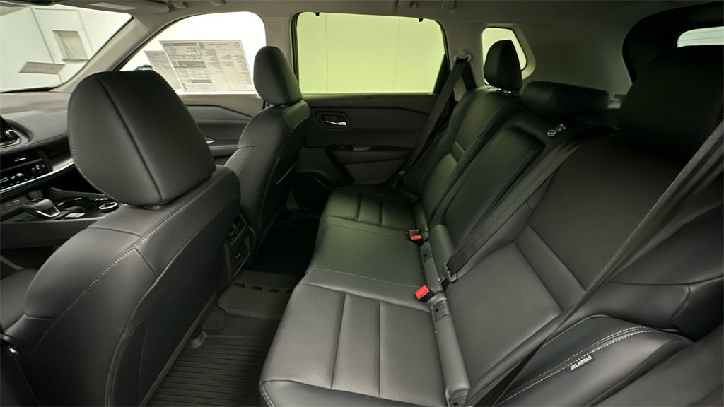 Certified 2023 Nissan Rogue SV w/ SV Premium B Package image 10