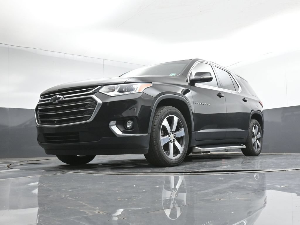 Used 2020 Chevrolet Traverse LT w/ LT Premium Package FWD image 42