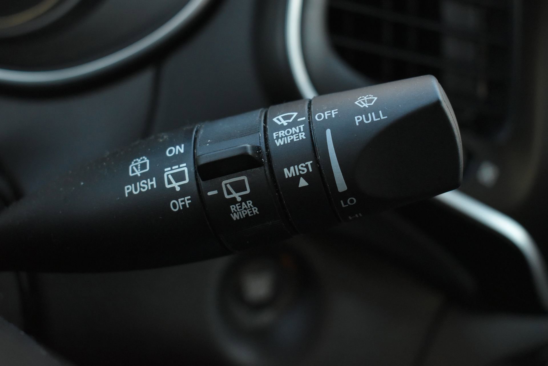 Used 2021 Jeep Cherokee Latitude Lux w/ Comfort/Convenience Group image 22