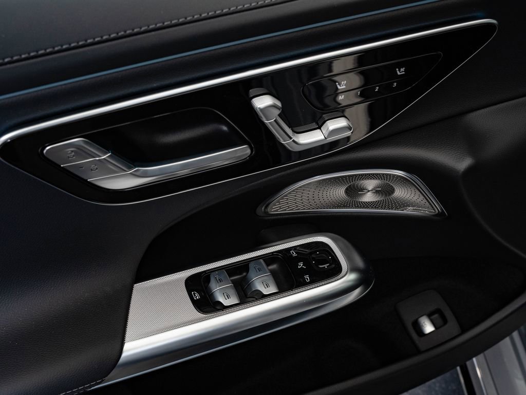 New 2026 Mercedes-Benz E 350 4MATIC Sedan image 26