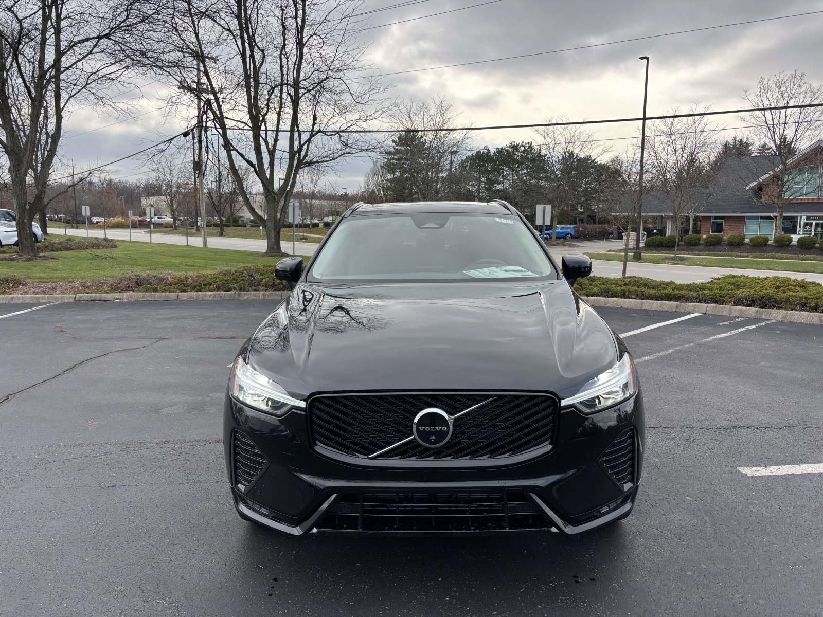 New 2026 Volvo XC60 B5 Plus w/ Protection Package Premier image 2