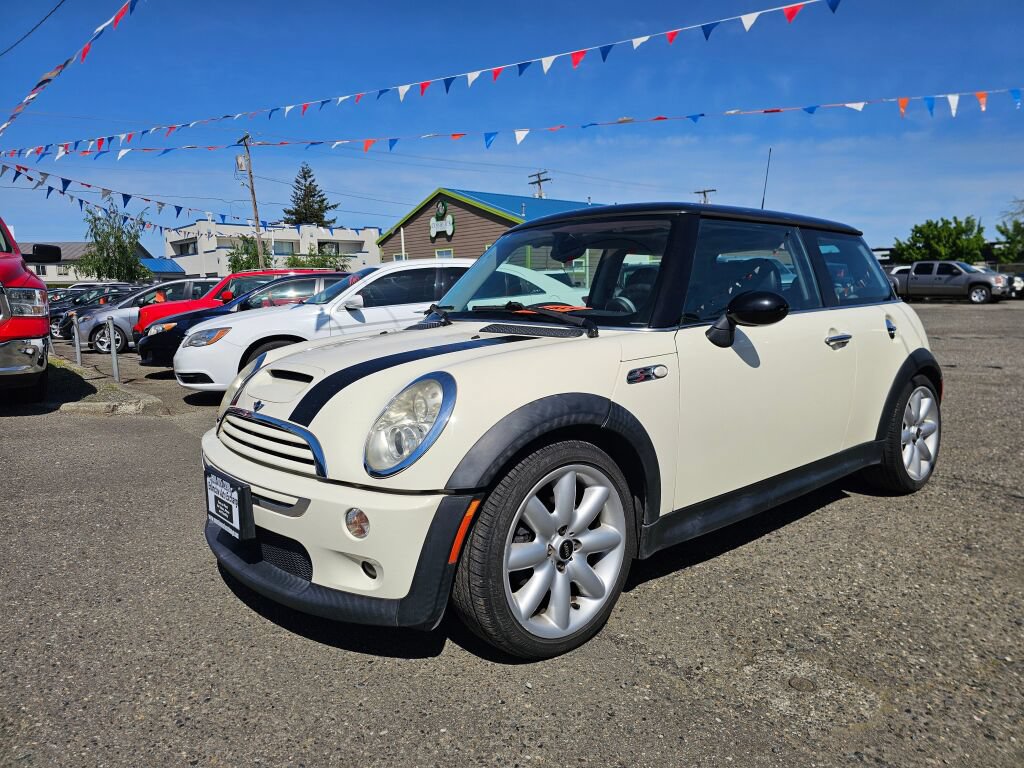 Used 2005 MINI Cooper S FWD image 3