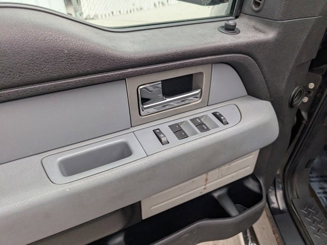 Used 2011 Ford F150 XLT w/ XLT Convenience Pkg image 8