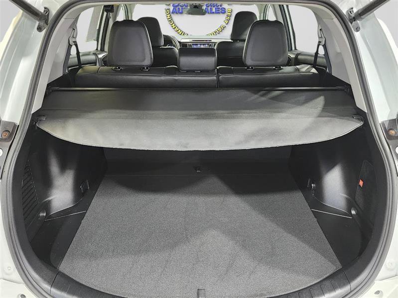 Used 2017 Toyota RAV4 Platinum w/ All Weather Liner Package AWD/4WD image 35