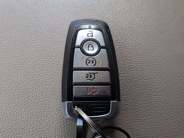 Used 2024 Ford Expedition Limited image 28