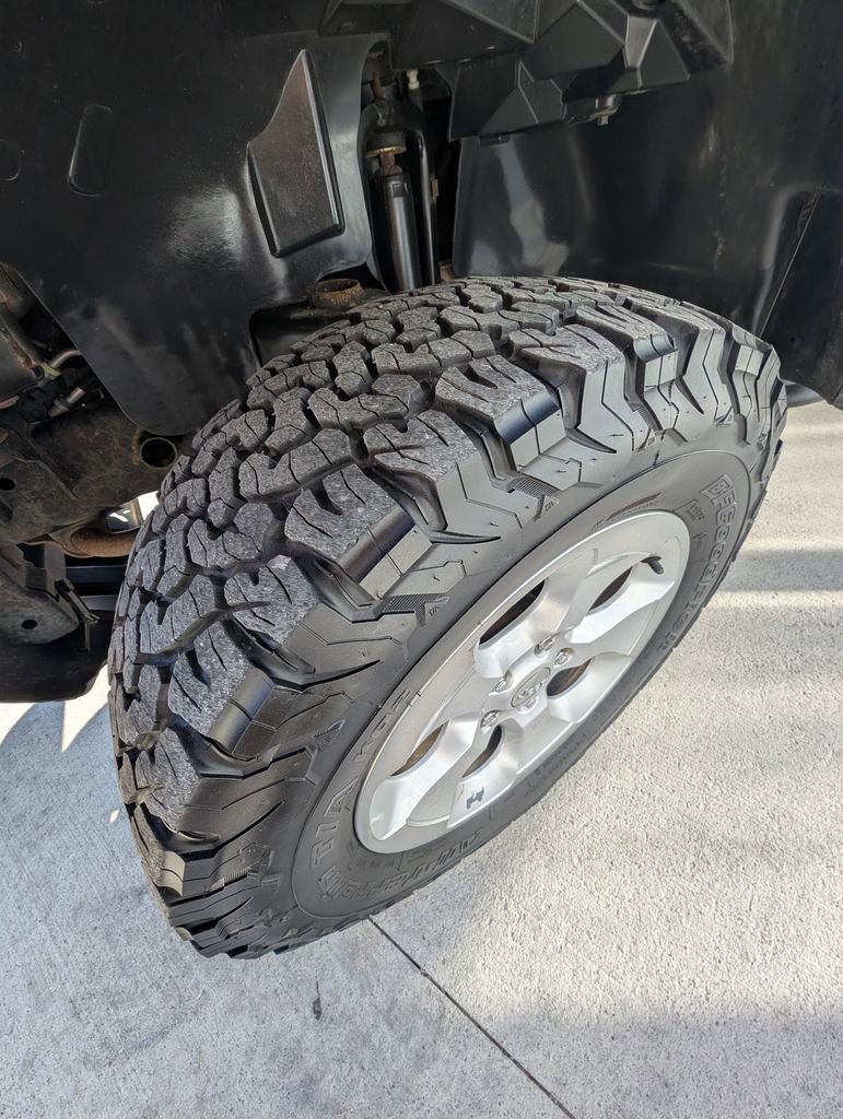 Used 2016 Jeep Wrangler Unlimited Sport image 29