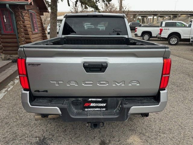Used 2025 Toyota Tacoma TRD Sport image 22
