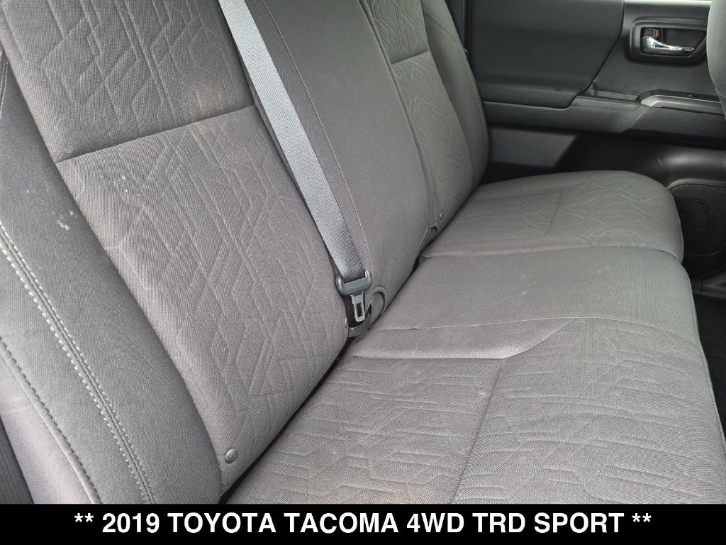 Used 2019 Toyota Tacoma TRD Sport AWD/4WD image 26