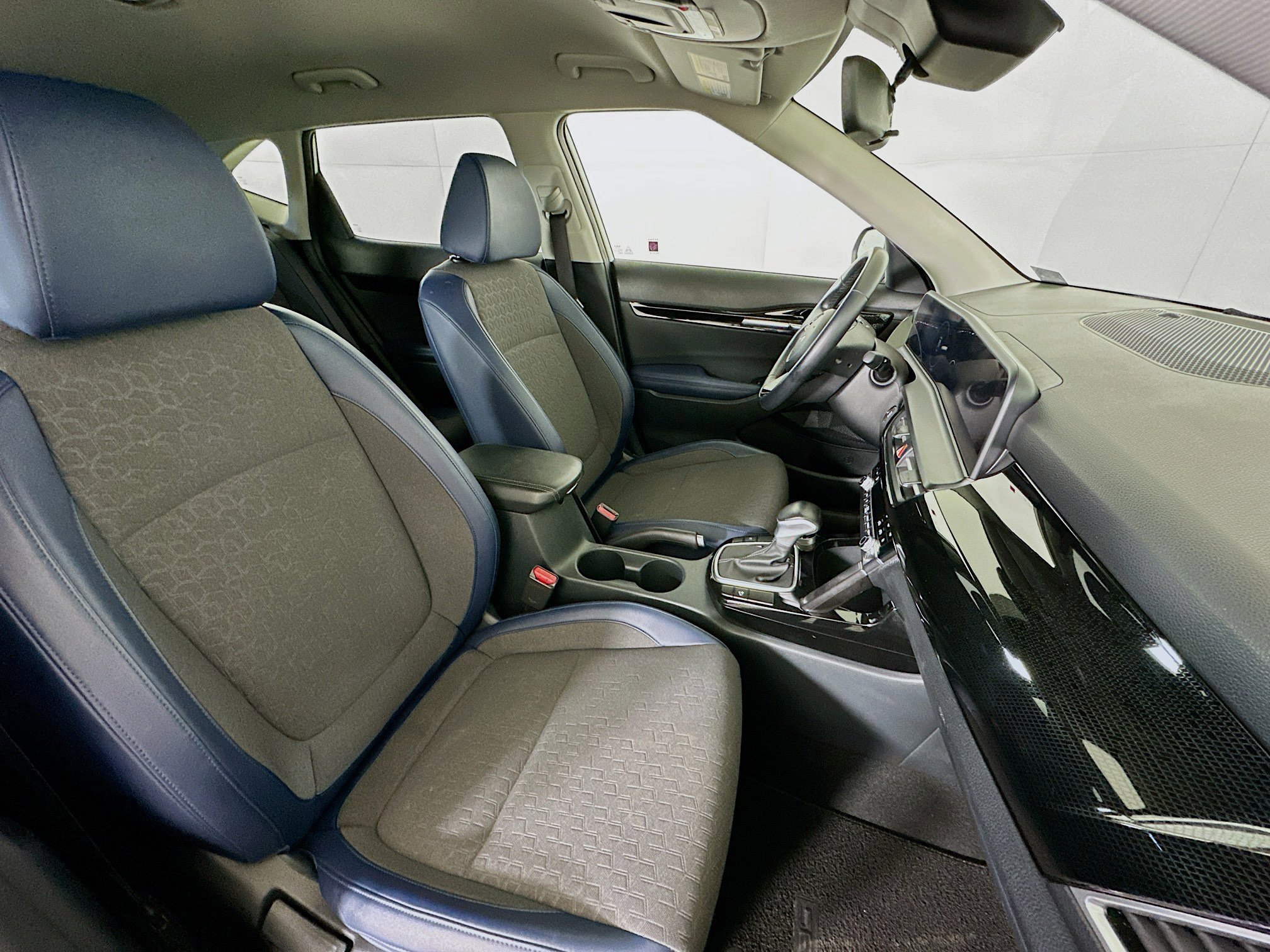 Used 2024 Kia Seltos S image 31