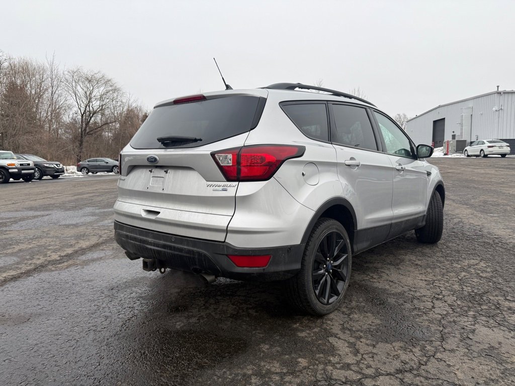 Used 2019 Ford Escape Titanium image 11