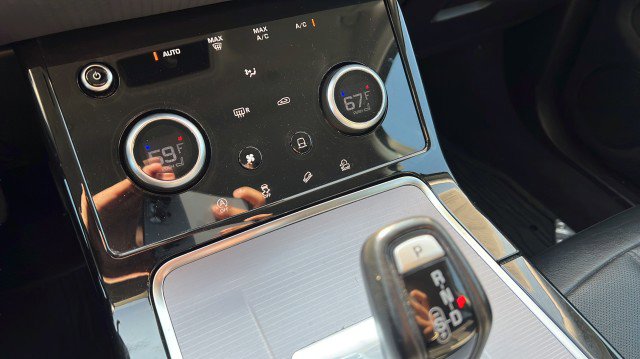 Used 2023 Land Rover Range Rover Evoque S image 31