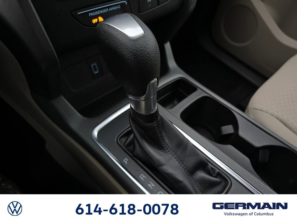 Used 2017 Ford Escape SE image 29