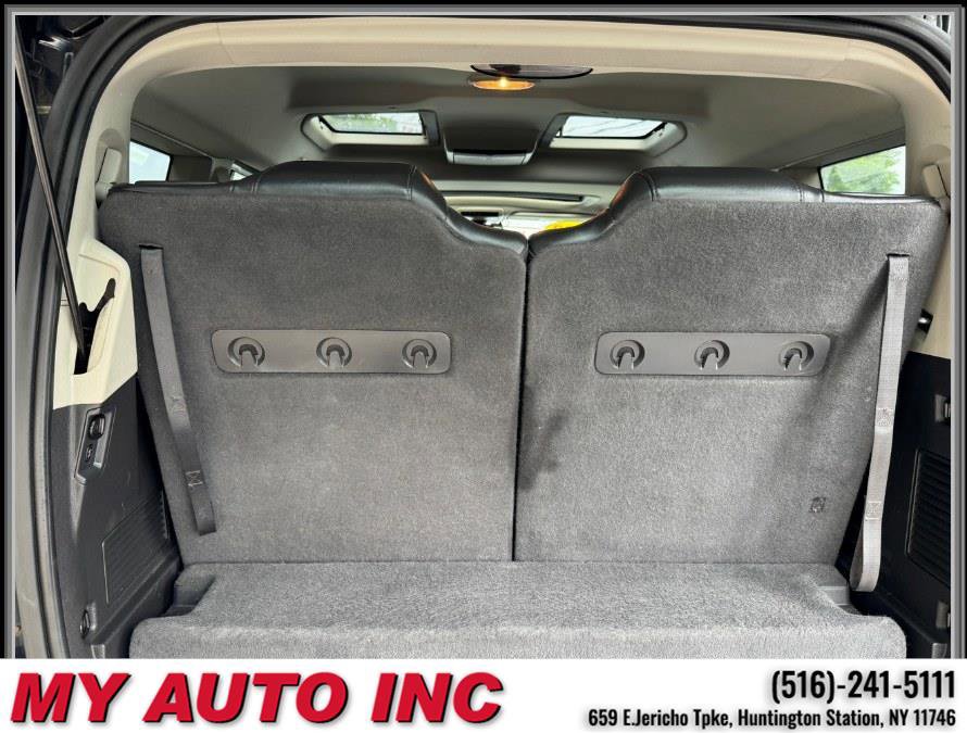 Used 2009 Jeep Commander Limited image 36