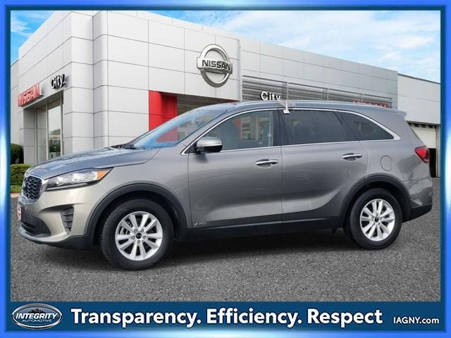 Used 2019 Kia Sorento AWD w/ LX Convenience Package image 4