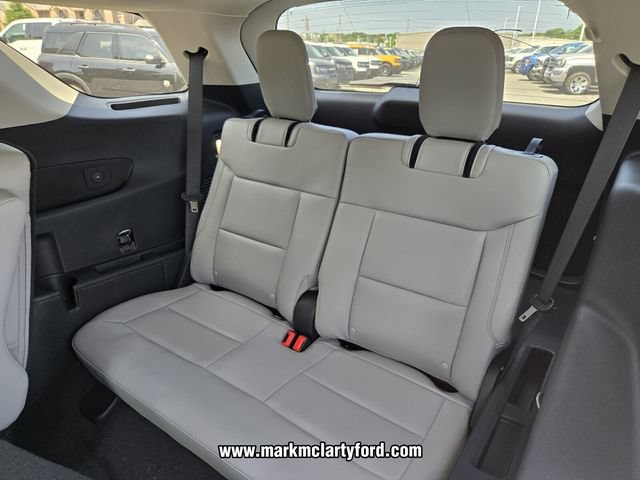 New 2026 Ford Explorer Active w/ Active Comfort Package RWD image 9