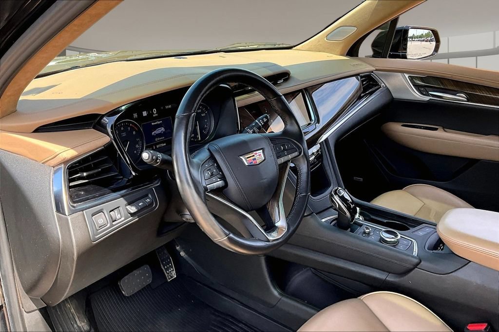 Certified 2023 Cadillac XT6 Premium Luxury w/ Platinum Package AWD/4WD image 13