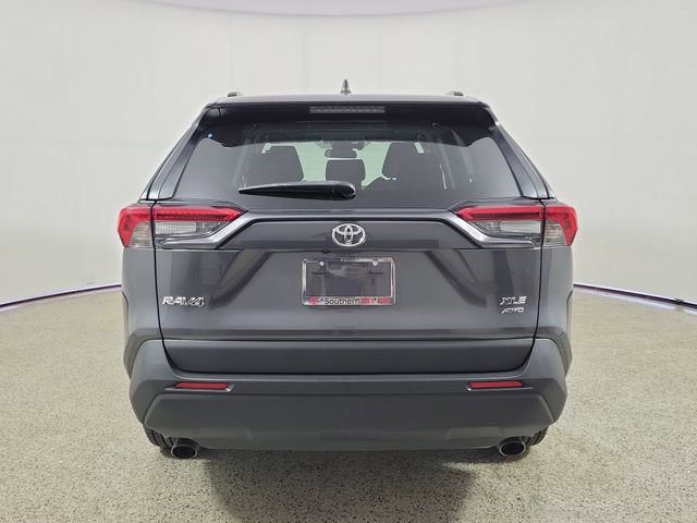 Used 2021 Toyota RAV4 XLE w/ Convenience Package AWD/4WD image 6