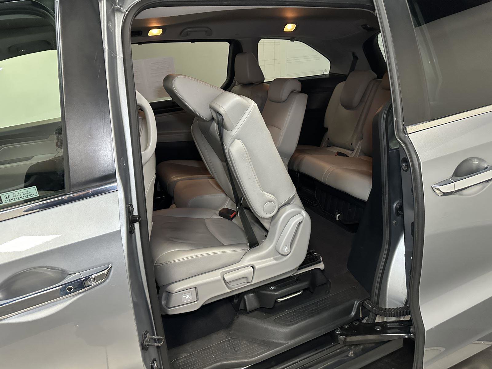 Used 2021 Honda Odyssey EX-L image 30